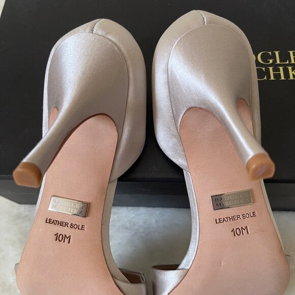 Badgley Mischka Salsa D’Orsay Pump in silver satin, size 10 - Picture 11 of 15